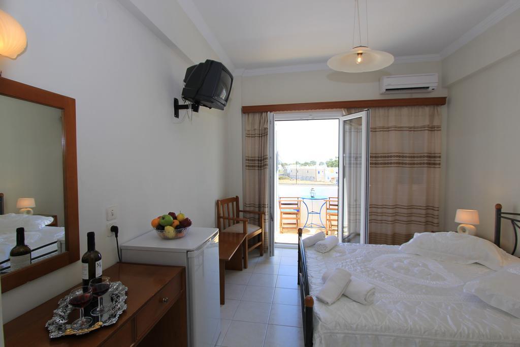 เปตรา เนรา Hotel เปริสซา ภายนอก รูปภาพ