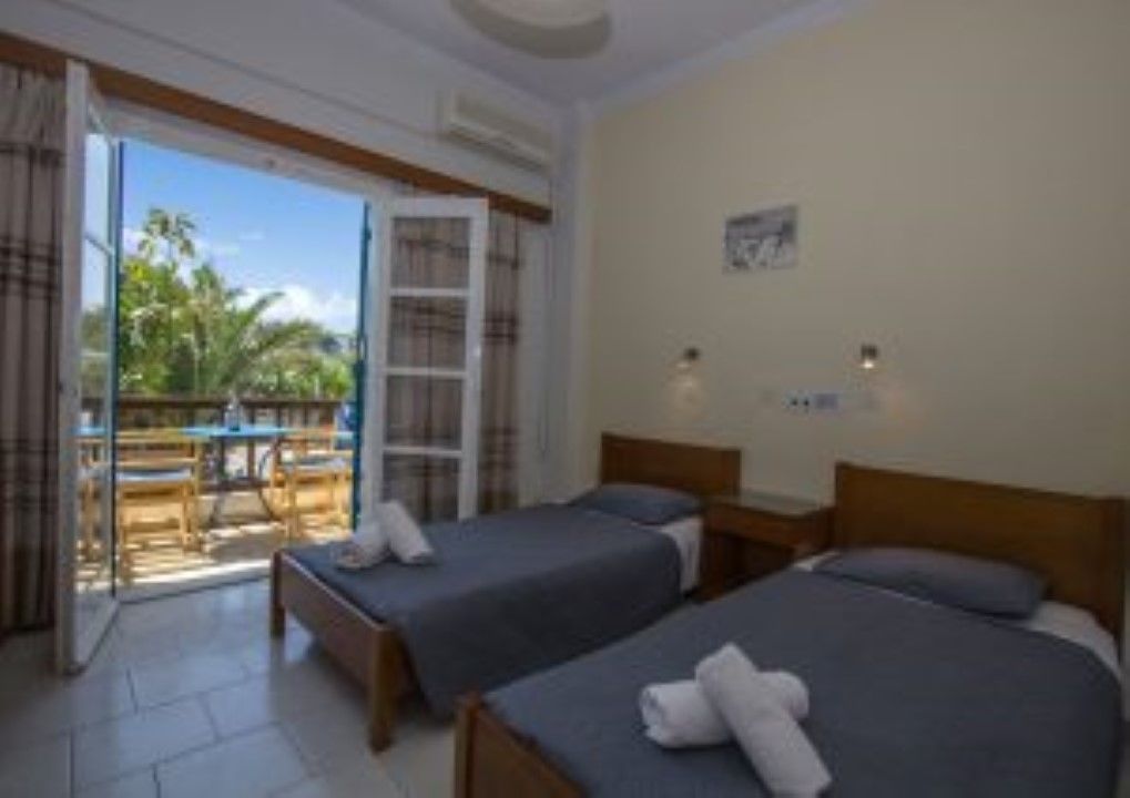 เปตรา เนรา Hotel เปริสซา ภายนอก รูปภาพ